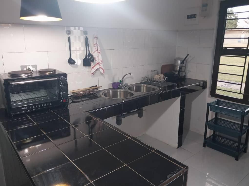 Emmrose Apartments Chingola Buitenkant foto