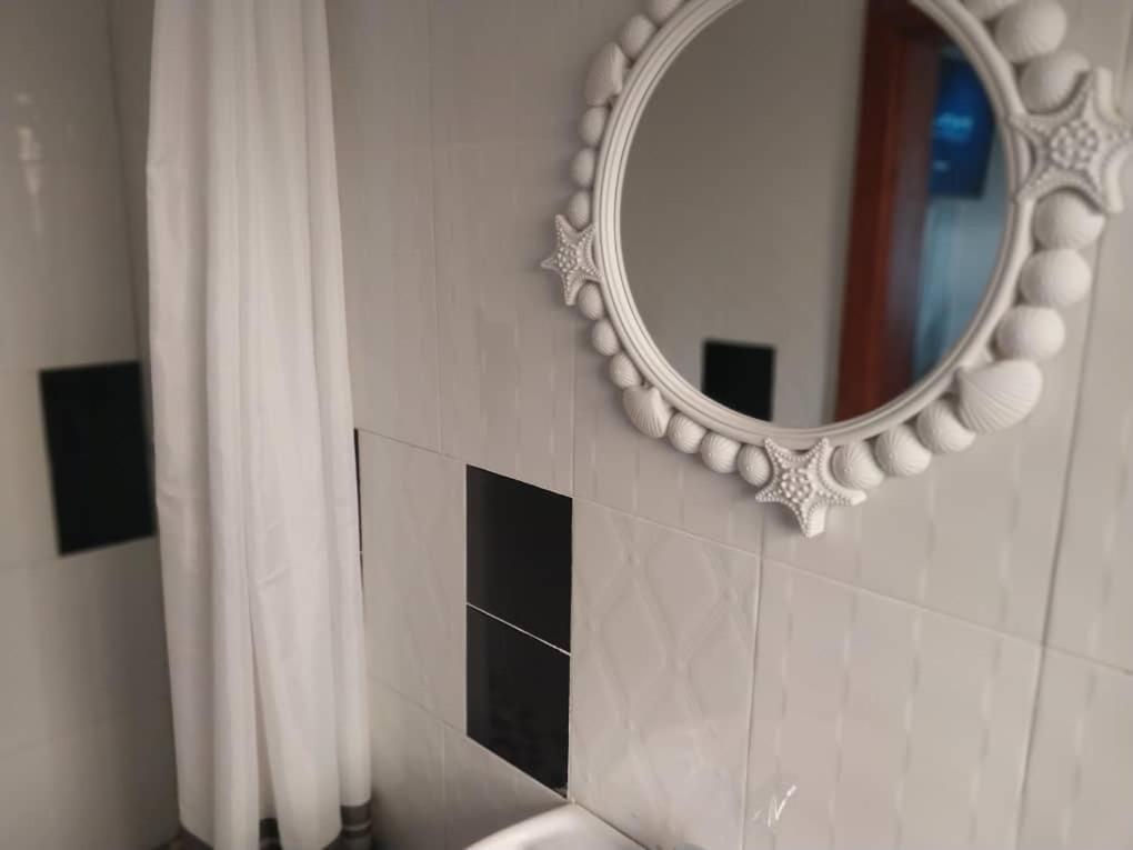 Emmrose Apartments Chingola Buitenkant foto