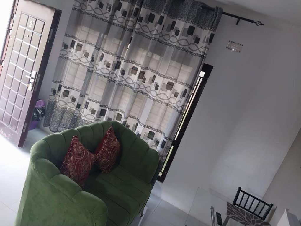 Emmrose Apartments Chingola Buitenkant foto